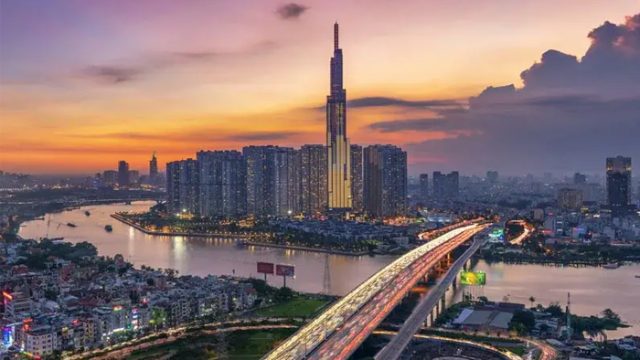 Check-in Văn Phòng Cho Thuê Bình Thạnh View Triệu Đô 2025