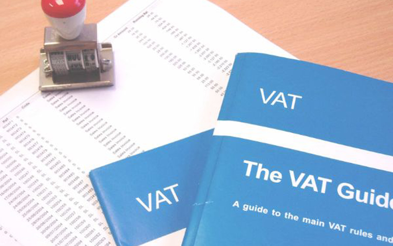 hạch toán tiền thuê văn phòng